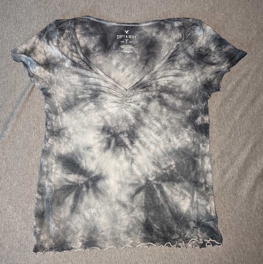 Soft and Sexy Black and White tie dye tee